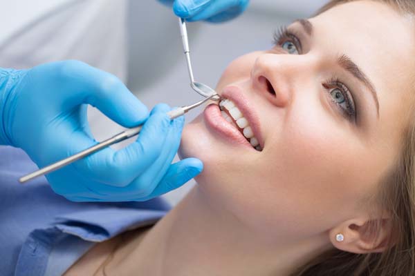 Dental Restoration : Should I Get A Dental Crown Or Filling?